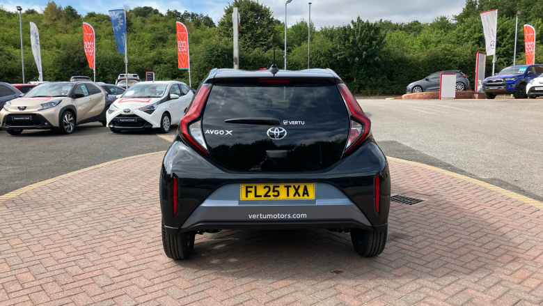Toyota Aygo X 1.0 VVT-i Edge 5dr Petrol Hatchback